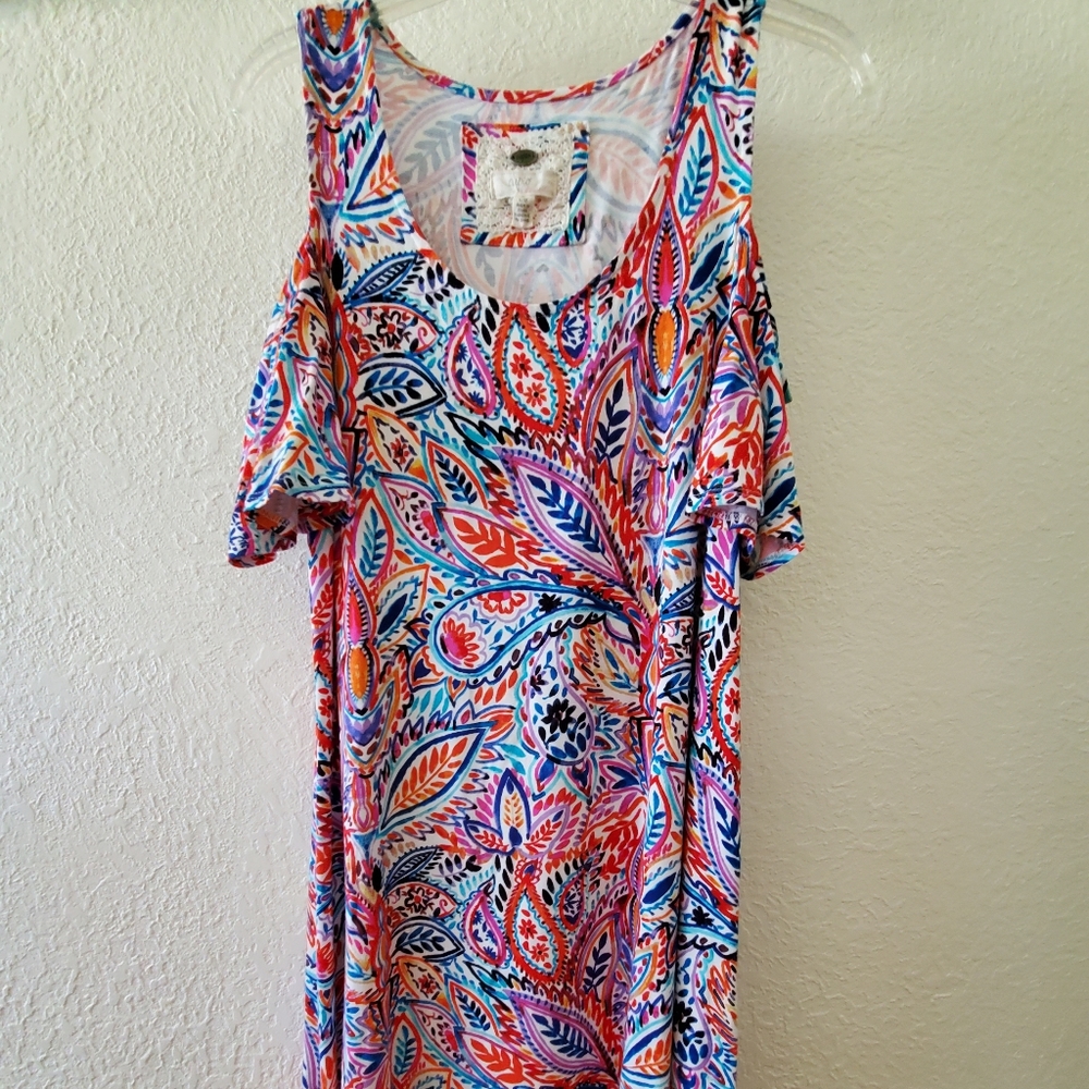 Cupio LG cold-shoulder dress